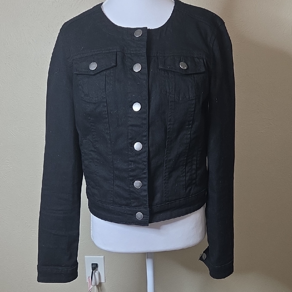 Elle Black Jean Jacket, Size Medium, Barely Worn!